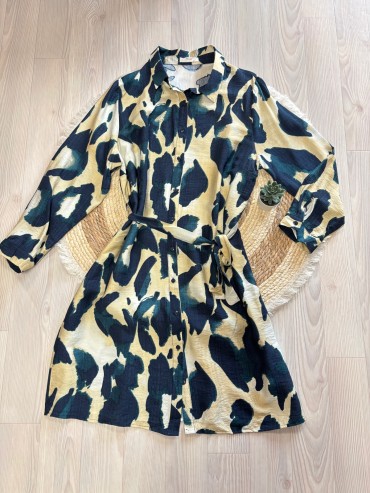 Robe à motifs du 42 au 48 à 32€
