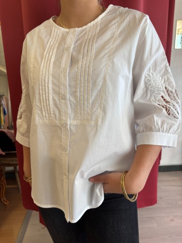 Blouse blanche broderie
